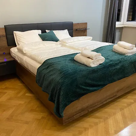 Dunin Majestic 4 Apartman