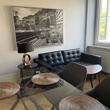 شقة Dunin Majestic 4 *